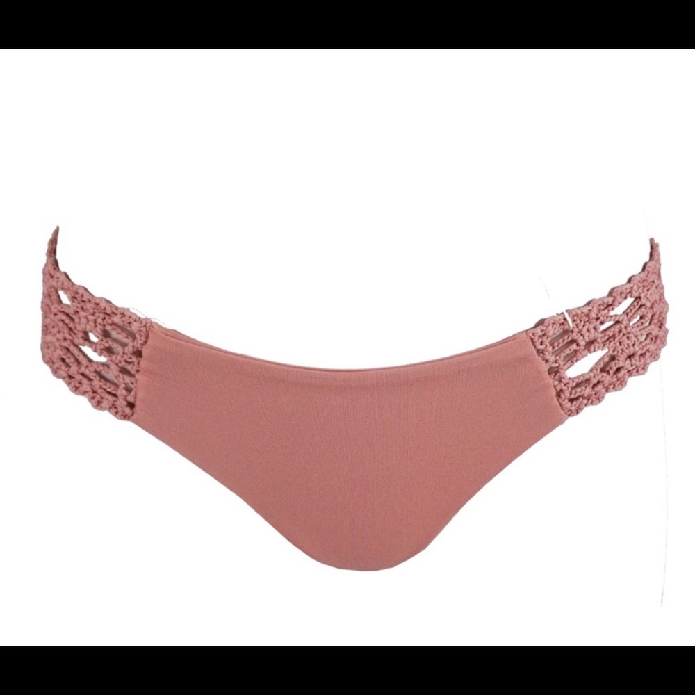 Really nice pair of frankies bikini bottoms